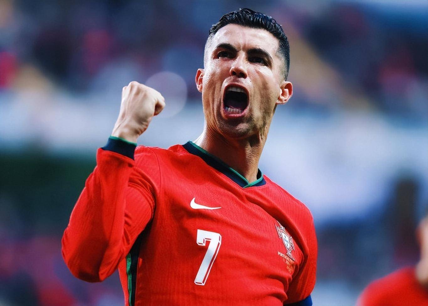 开云-包含C罗在DWG比赛中出色防守，爆冷引发热议！的词条